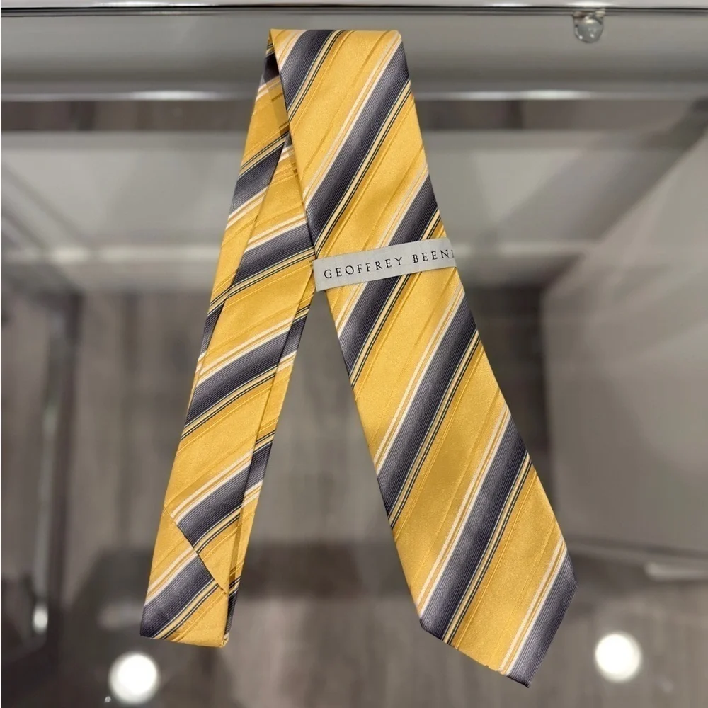 Geoffrey Beene 100% Silk Yellow and Blue Stripe Men’s Tie